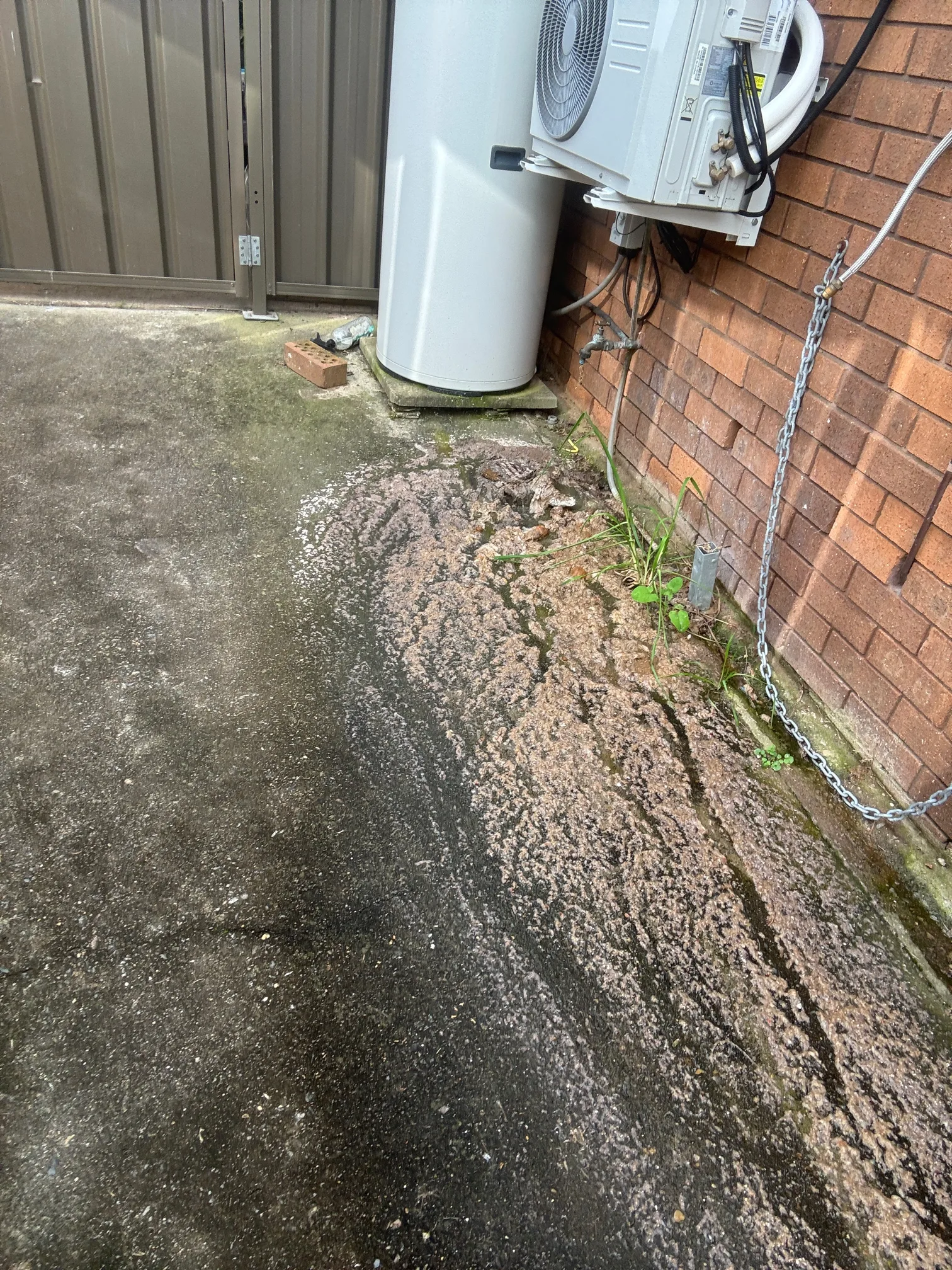 Blocked drain cleared in Wakeley 2176, August 2026