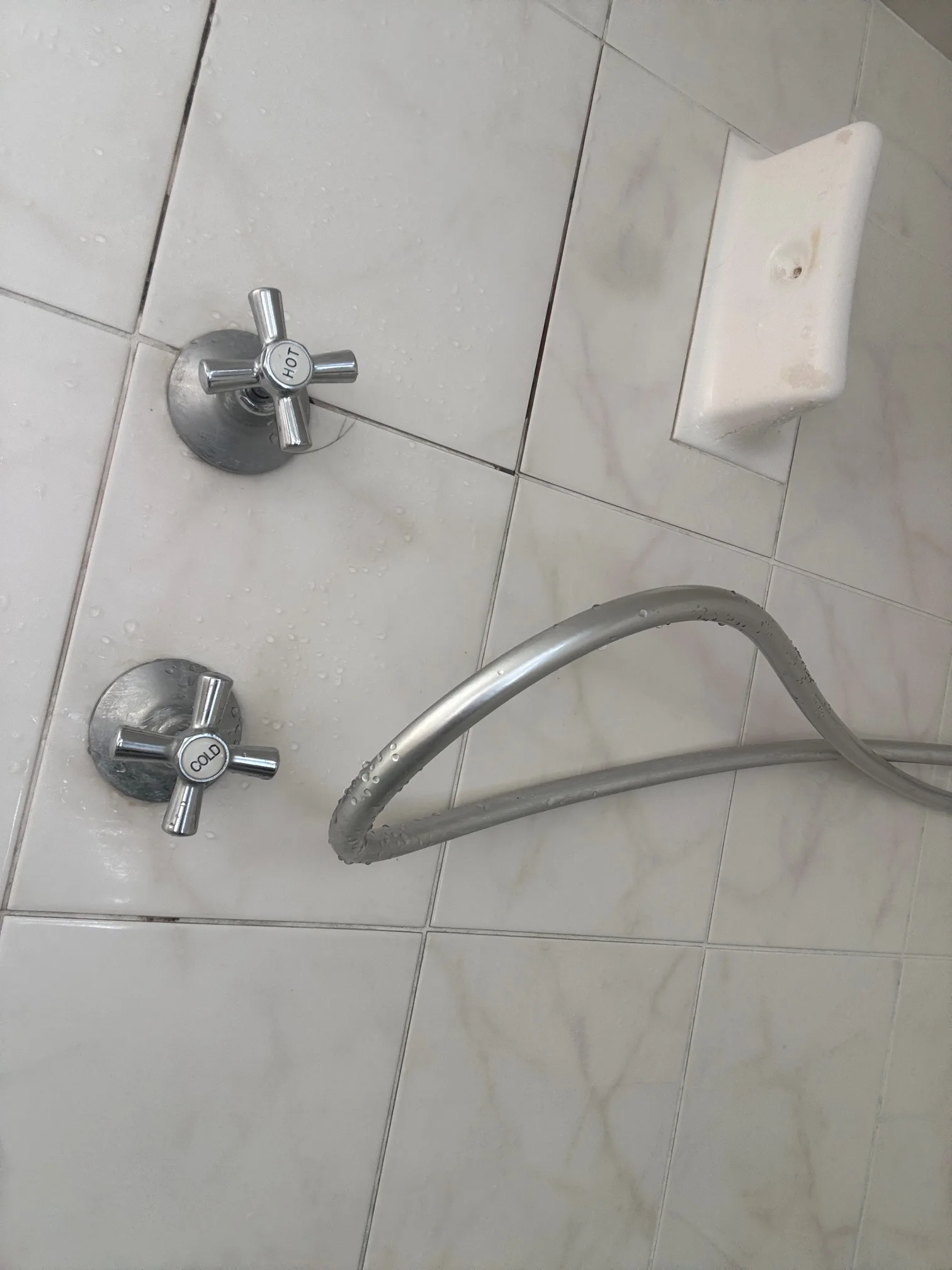 Leaking tap being repaired on a Mr Splash job in Sydney