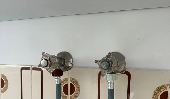 Laundry Taps repaired by Mr Splash Plumbing