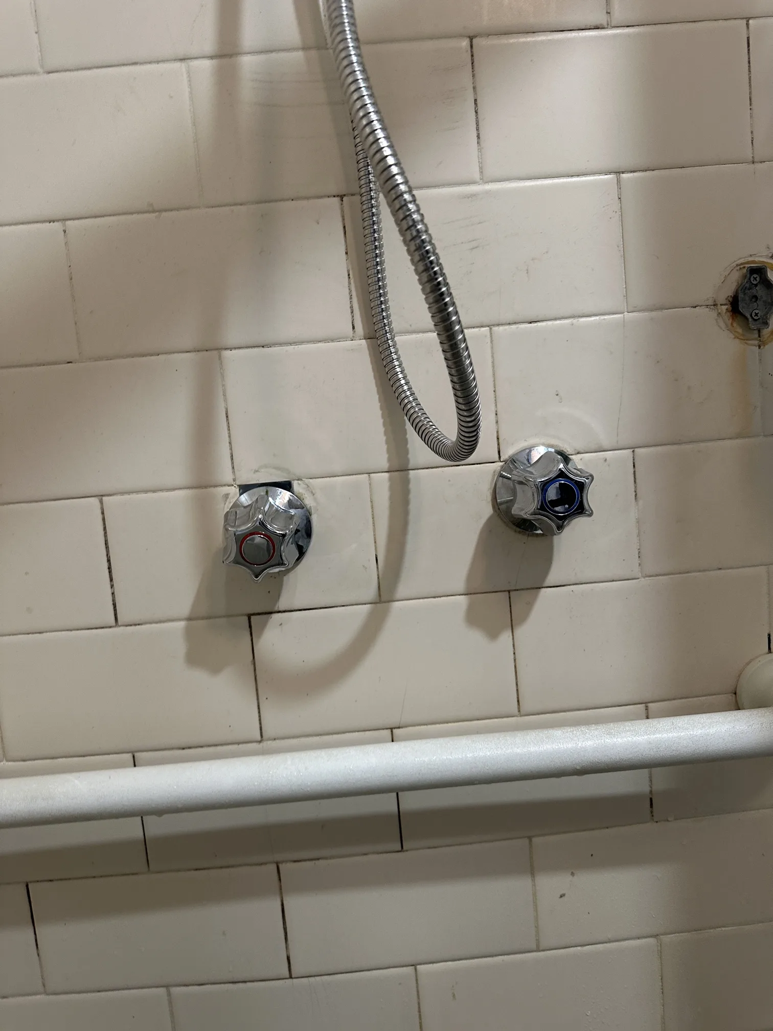 New shower taps and hose fitted on a Mr Splash job in Narellan Vale
