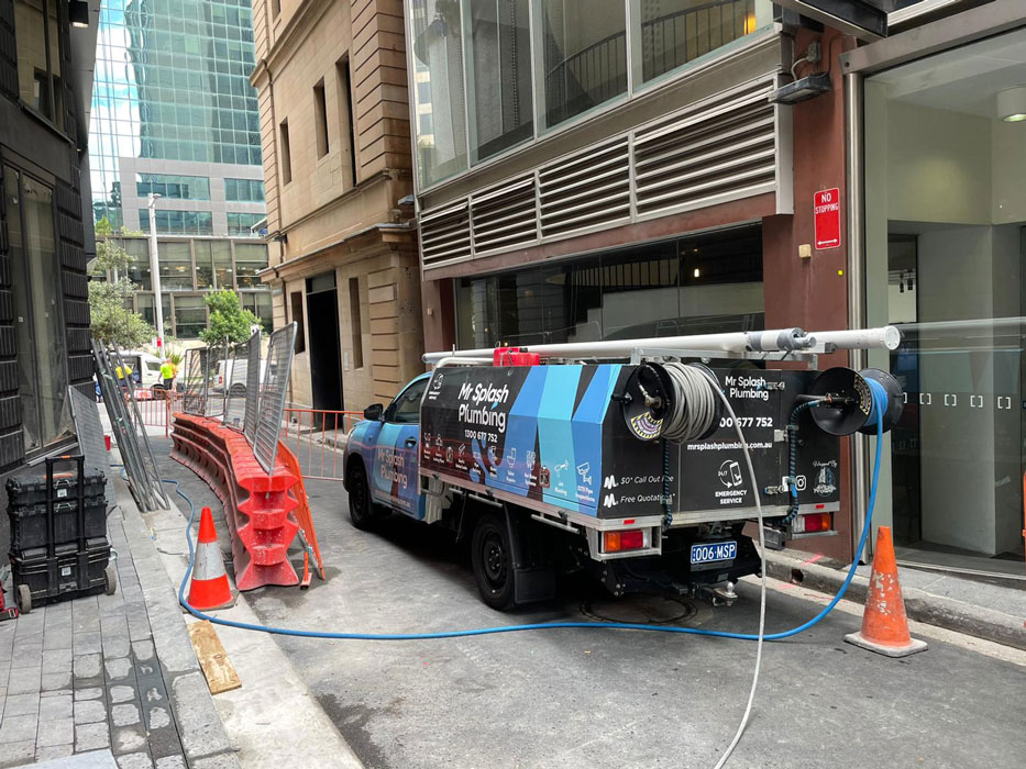 Mr Splash branded service UTE on a Sydney street